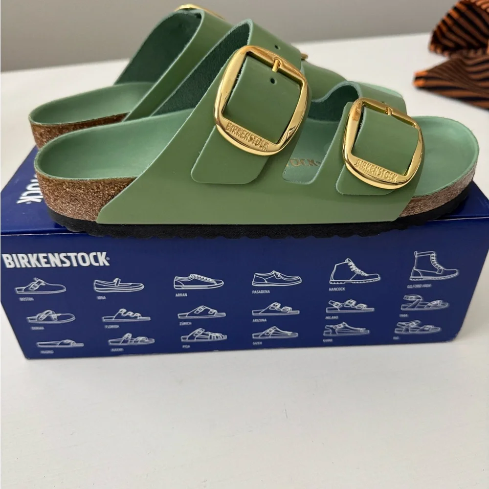 Birkenstock GreenSandals with Gold Accents - Picture 3 of 7